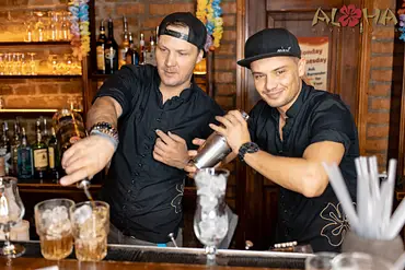 Aloha Bar & Music Club