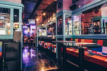 Cafe 80's Disco Club